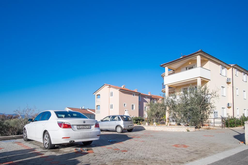 Apartment Ivana 2435 马林斯卡 外观 照片