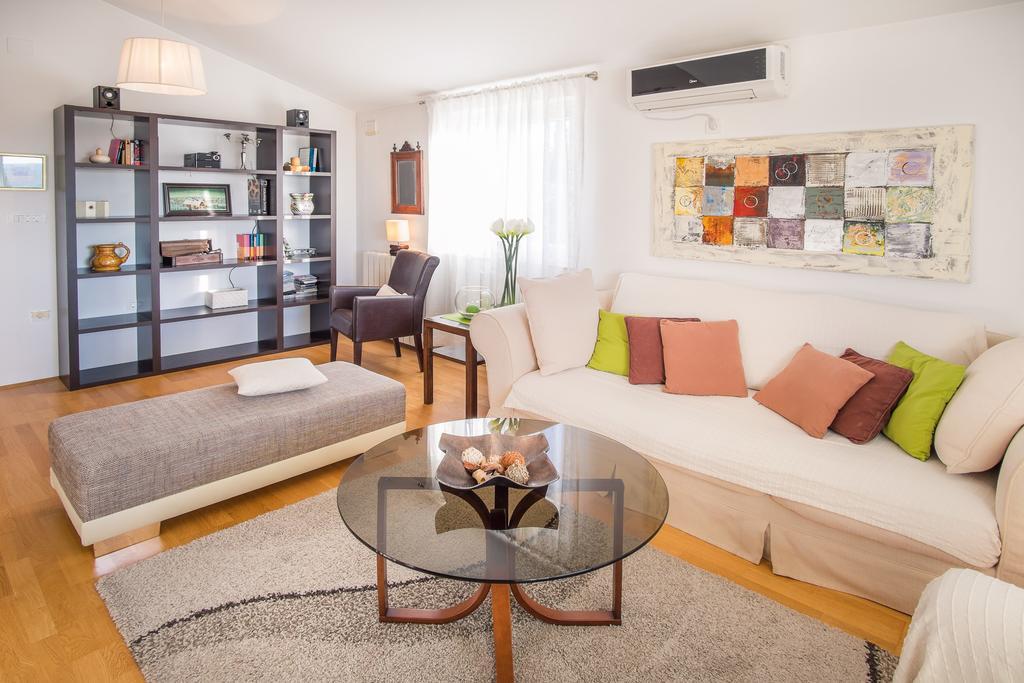 Apartment Ivana 2435 马林斯卡 外观 照片