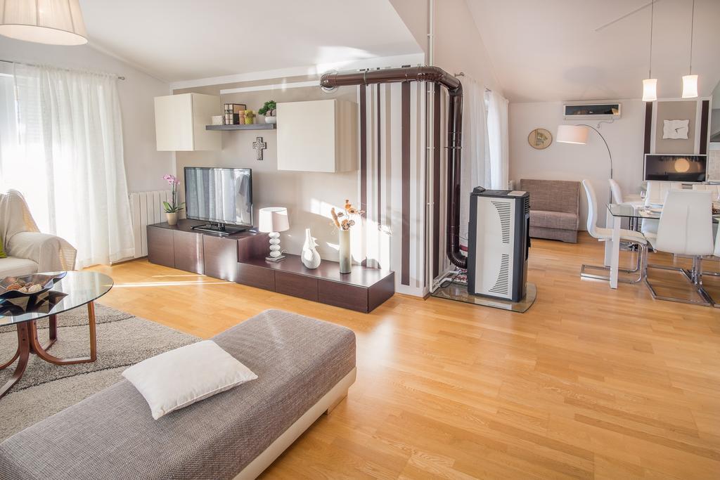 Apartment Ivana 2435 马林斯卡 外观 照片