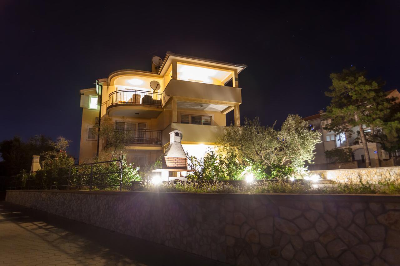 Apartment Ivana 2435 马林斯卡 外观 照片